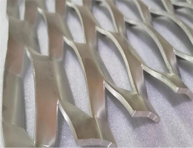 Εξαγωνικό αλουμίνιο 3mm επεκταθε'ν πλέγμα καλωδίων μετάλλων